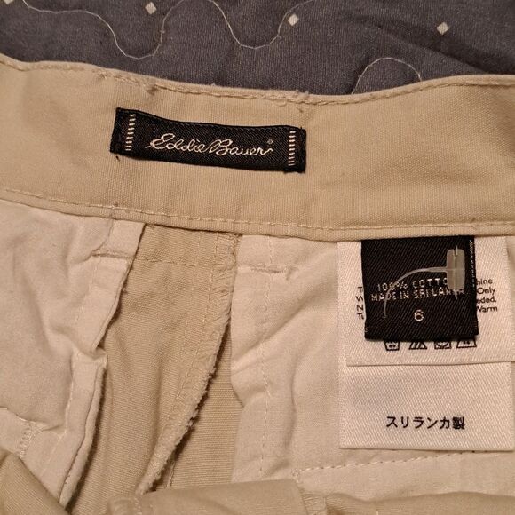 Eddie Bauer tan shorts dize 6 - Picture 2 of 6